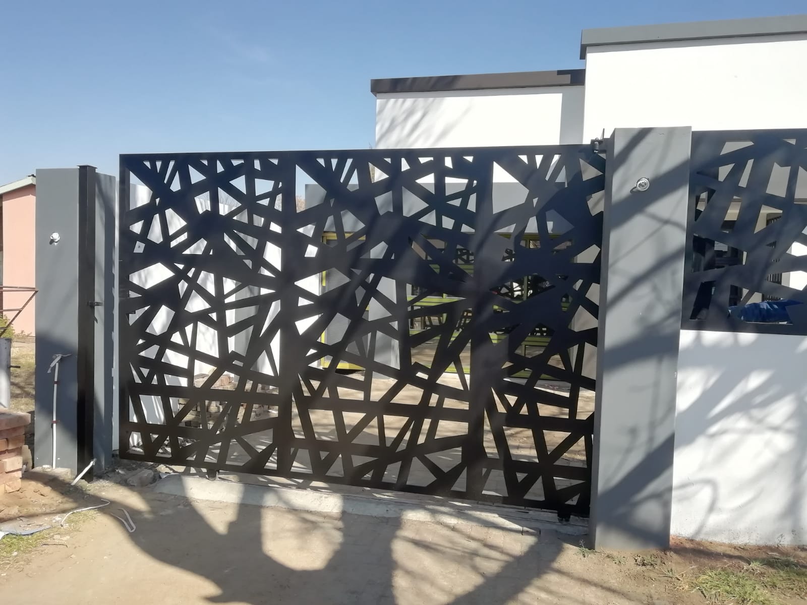 gate